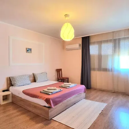 Apartment Buda High Steps Sunny - 5 Min To Burgas