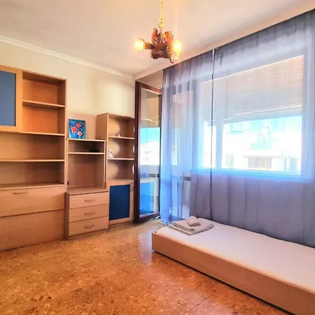 Apartment Buda High Steps Sunny - 5 Min To *